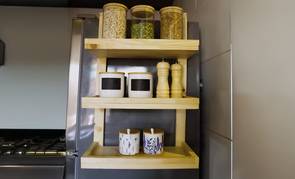 Repisa colgante para el refrigerador: organiza tu cocina sin perforar