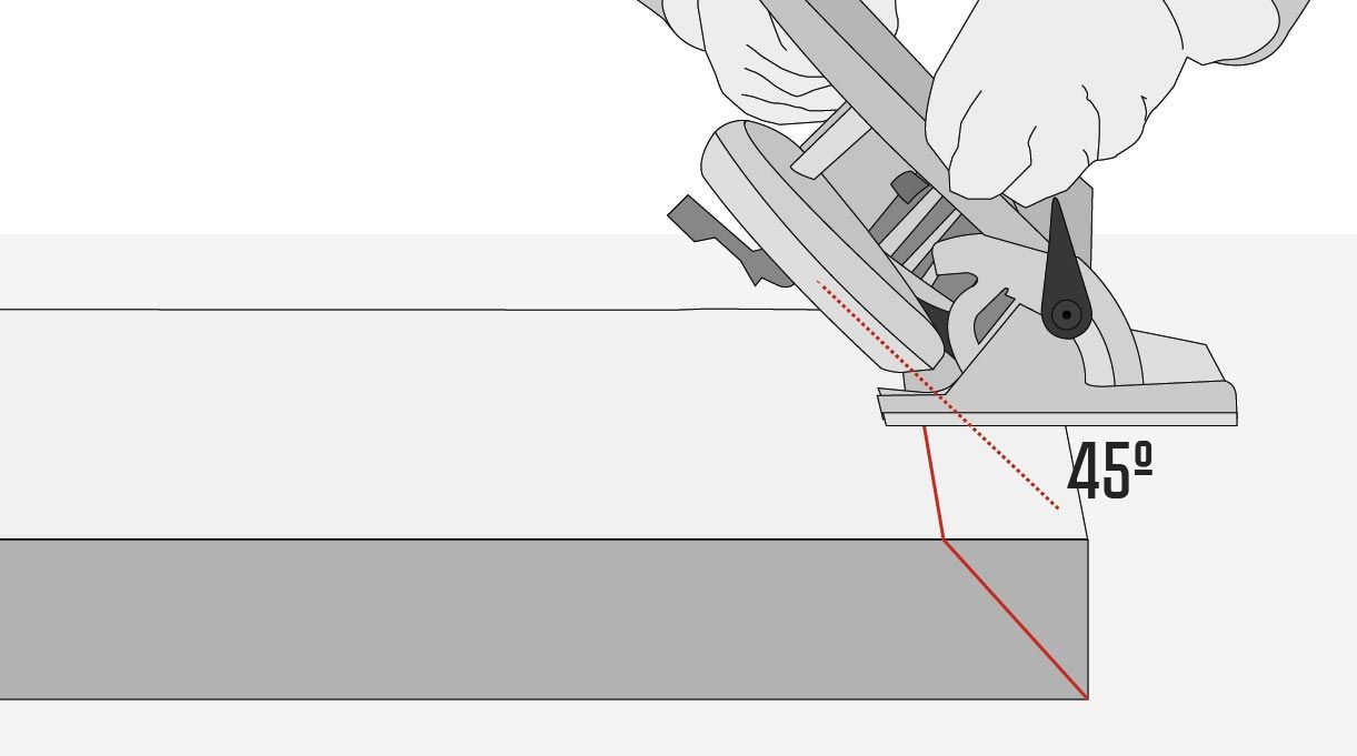 Las tablas para hacer el marco exterior miden 2,64 m y para unirlas sus extremos deben estar cortado en 45º. Este corte se hace con la sierra circular, moviendo su hoja a la inclinación correcta