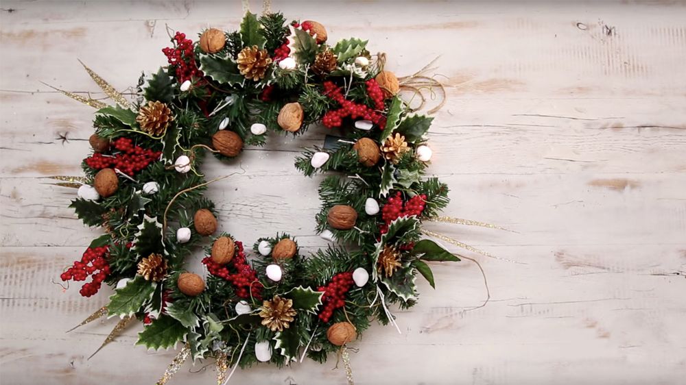 ¿Cómo hacer una corona para Navidad?