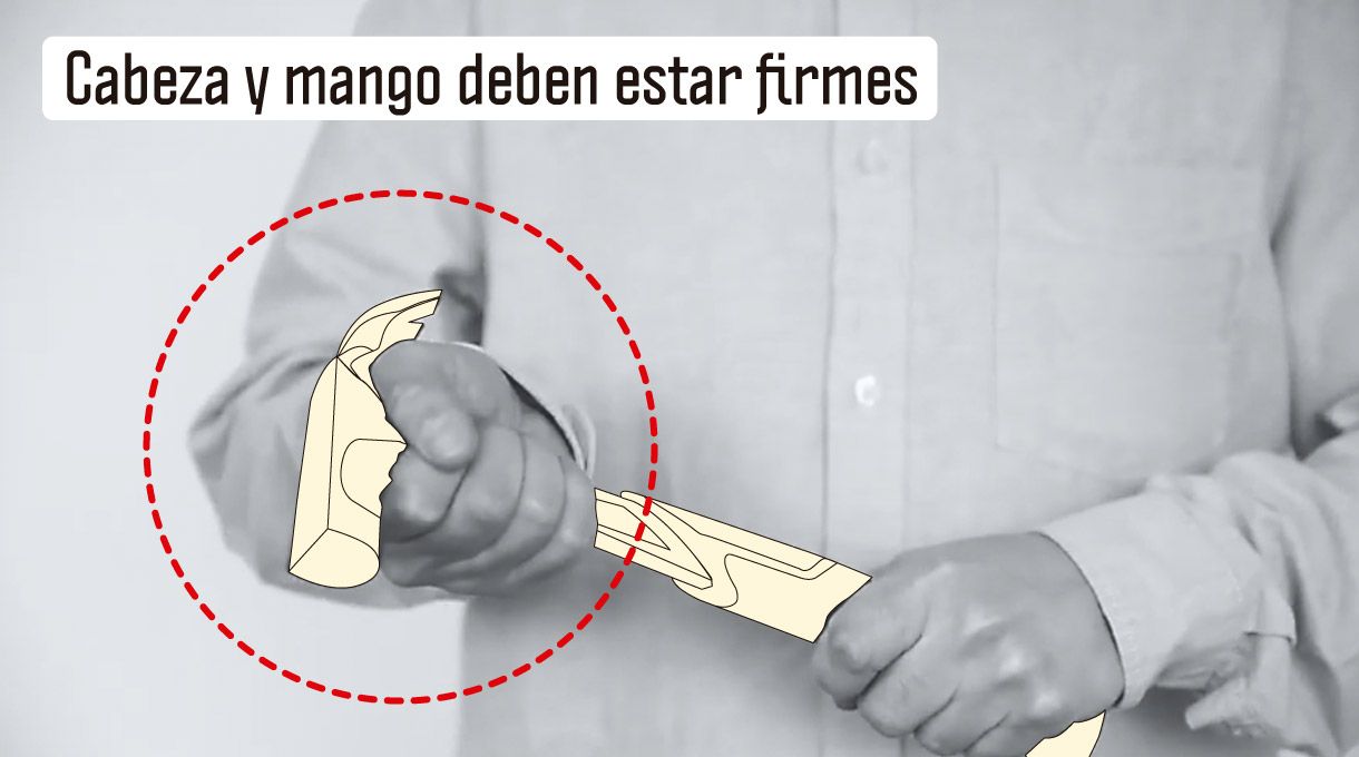 Limpiar la cabeza y el mango del martillo