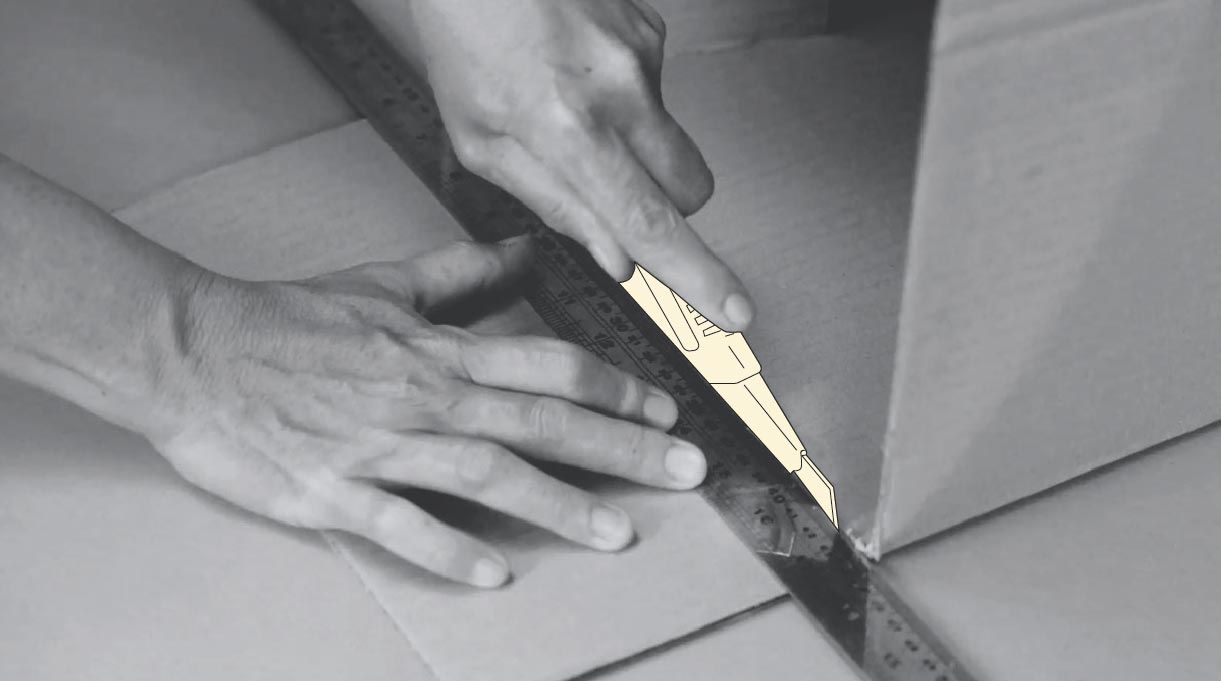 cortar aleta con cuchillo cartonero