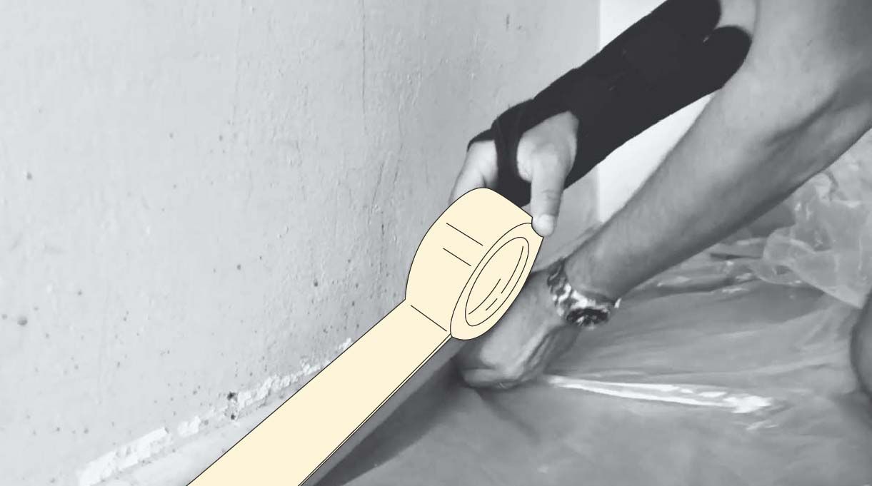 Enmascarar los bordes del piso para pintar los muros y el cielo