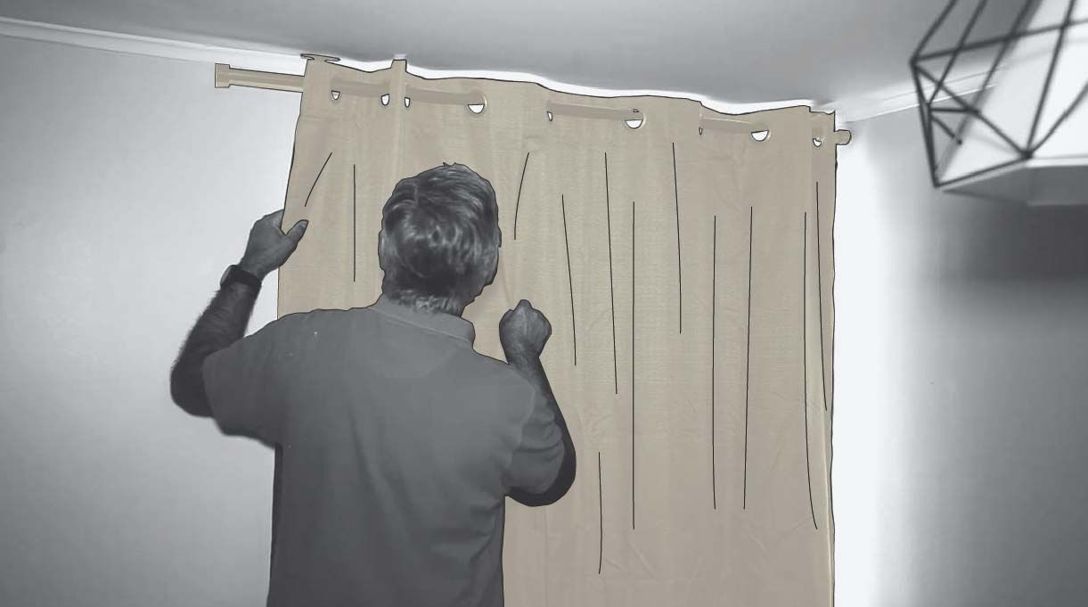 instalar cortinas blackout en el dormitorio gamer