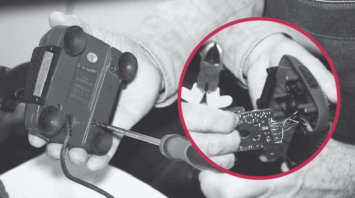desmontar el joystick y sacar las piezas internas que no sirvan