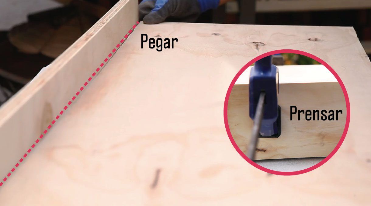 Mesón de madera pegado y luego prensado