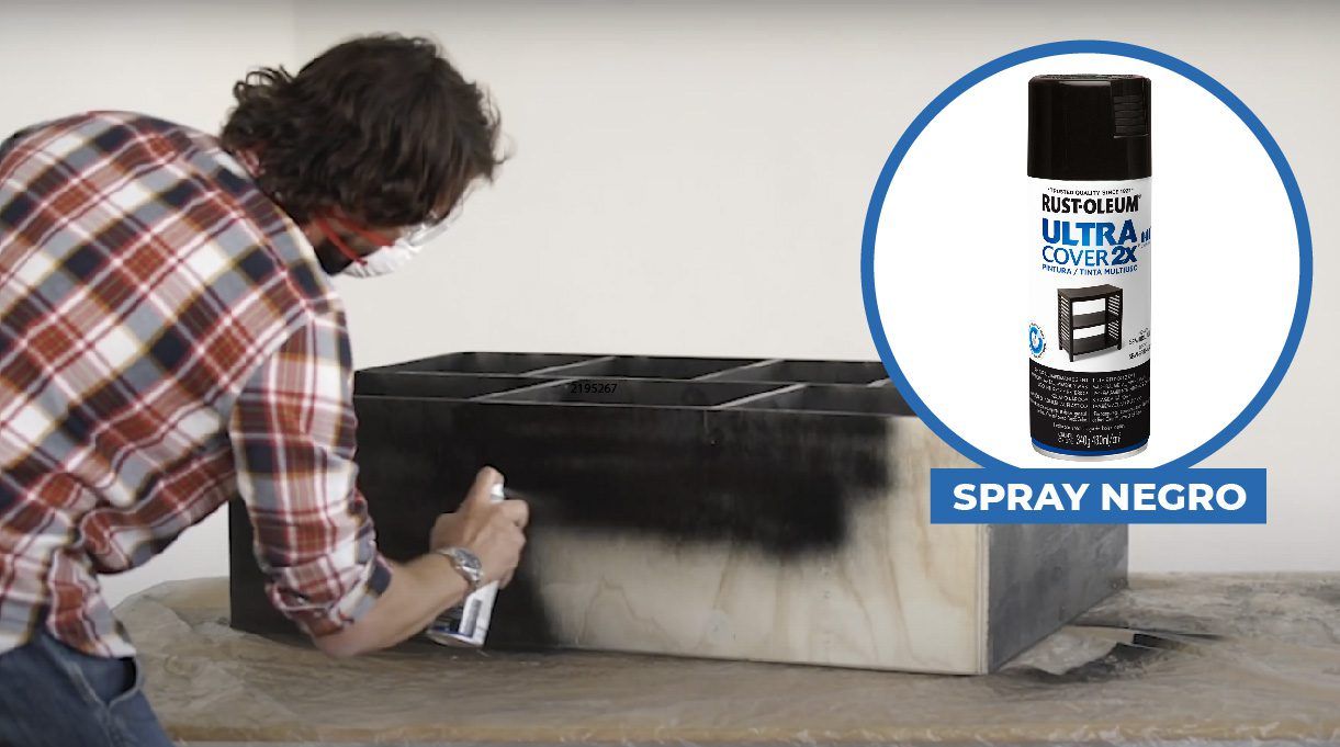 Spray negro para pintar repisa