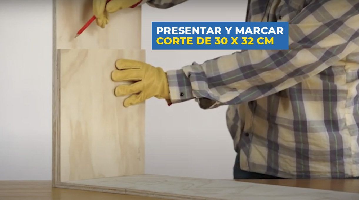Marcar corte de 30 x 32 cm