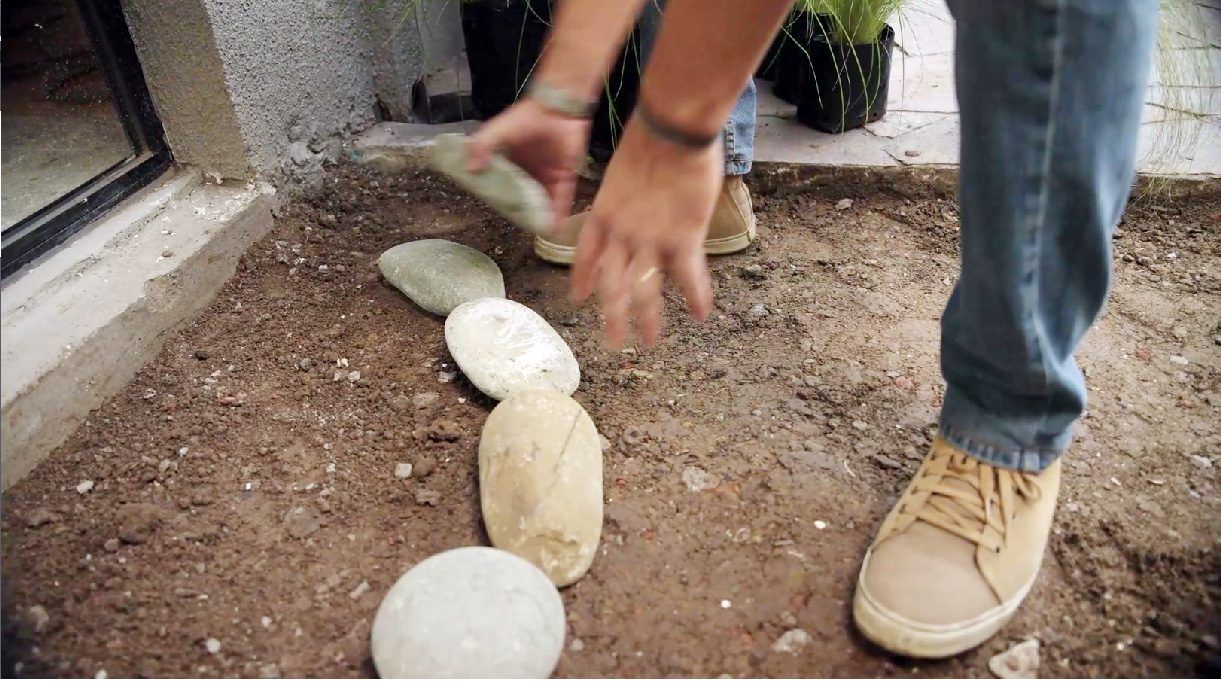 Delimitar el espacio con piedras