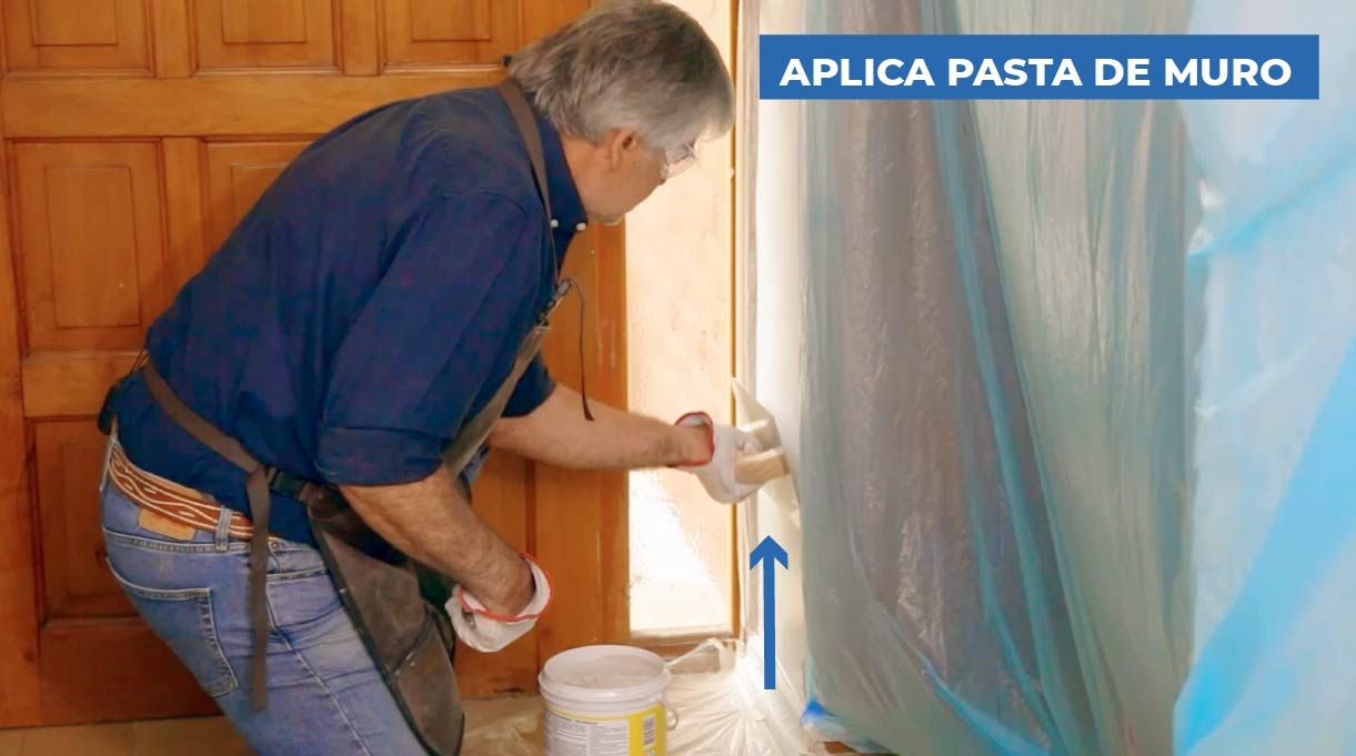 aplicar pasta muro