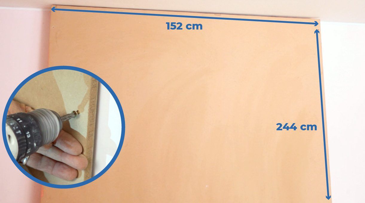 atornillar a la pared