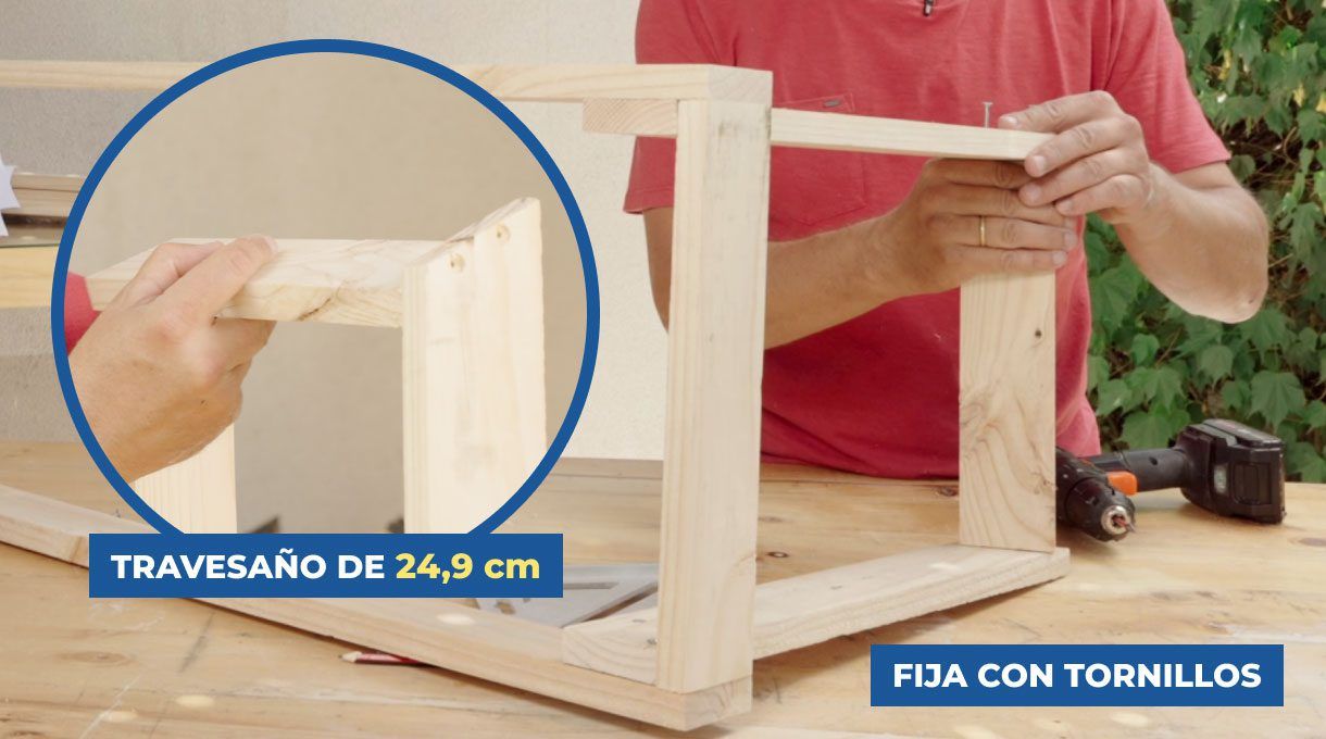 fijar travesaño
