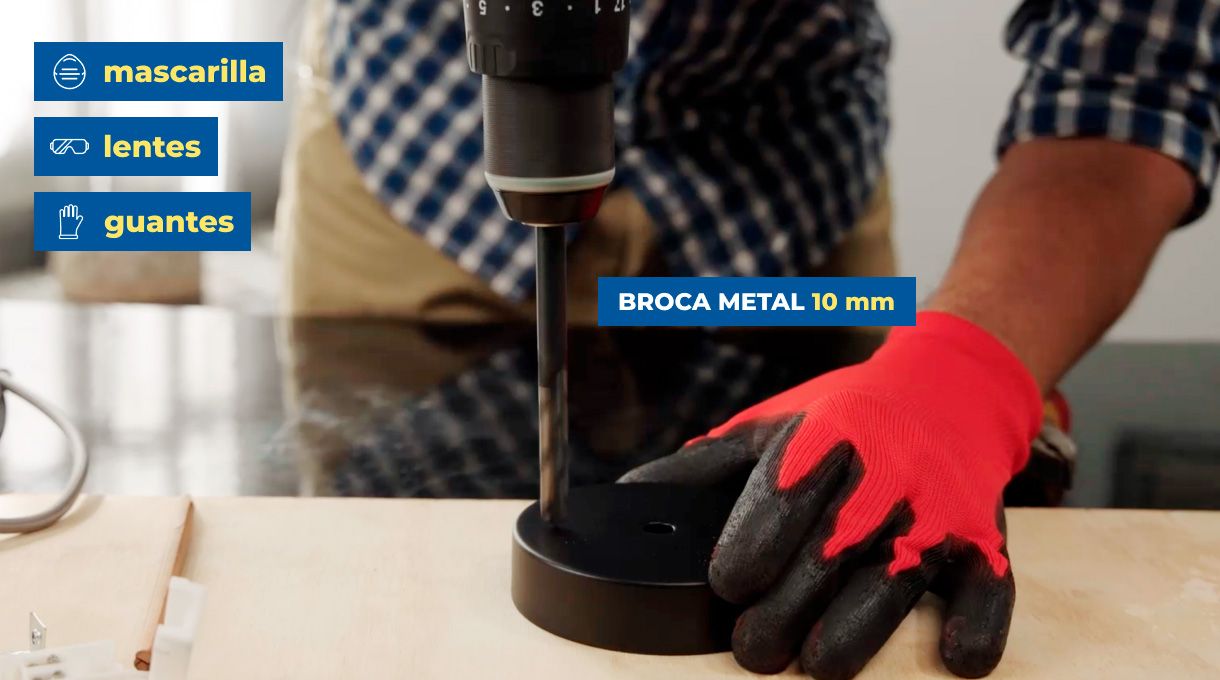 Perforación de las entradas para las luces de iluminación led con broca de 10 mm