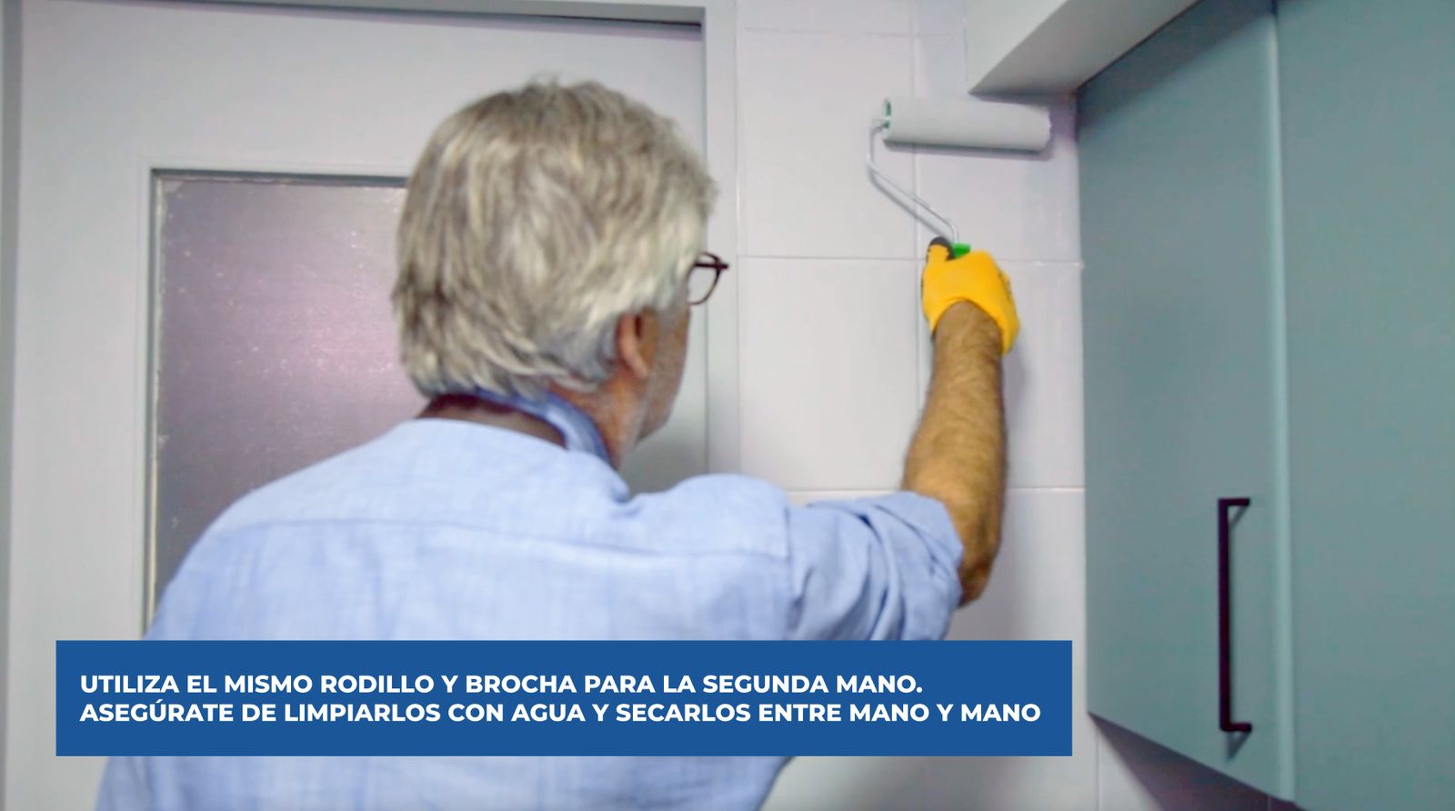 Segunda mano de esmalte al agua interior para pintar cerámicas