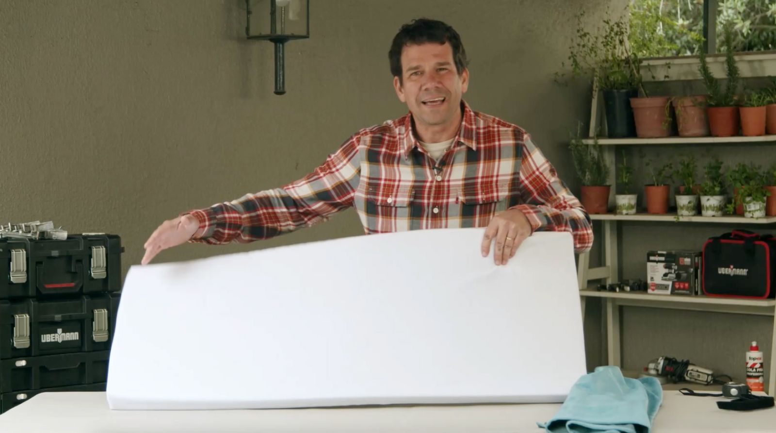 Sobrante de esponja para asiento del banco de madera