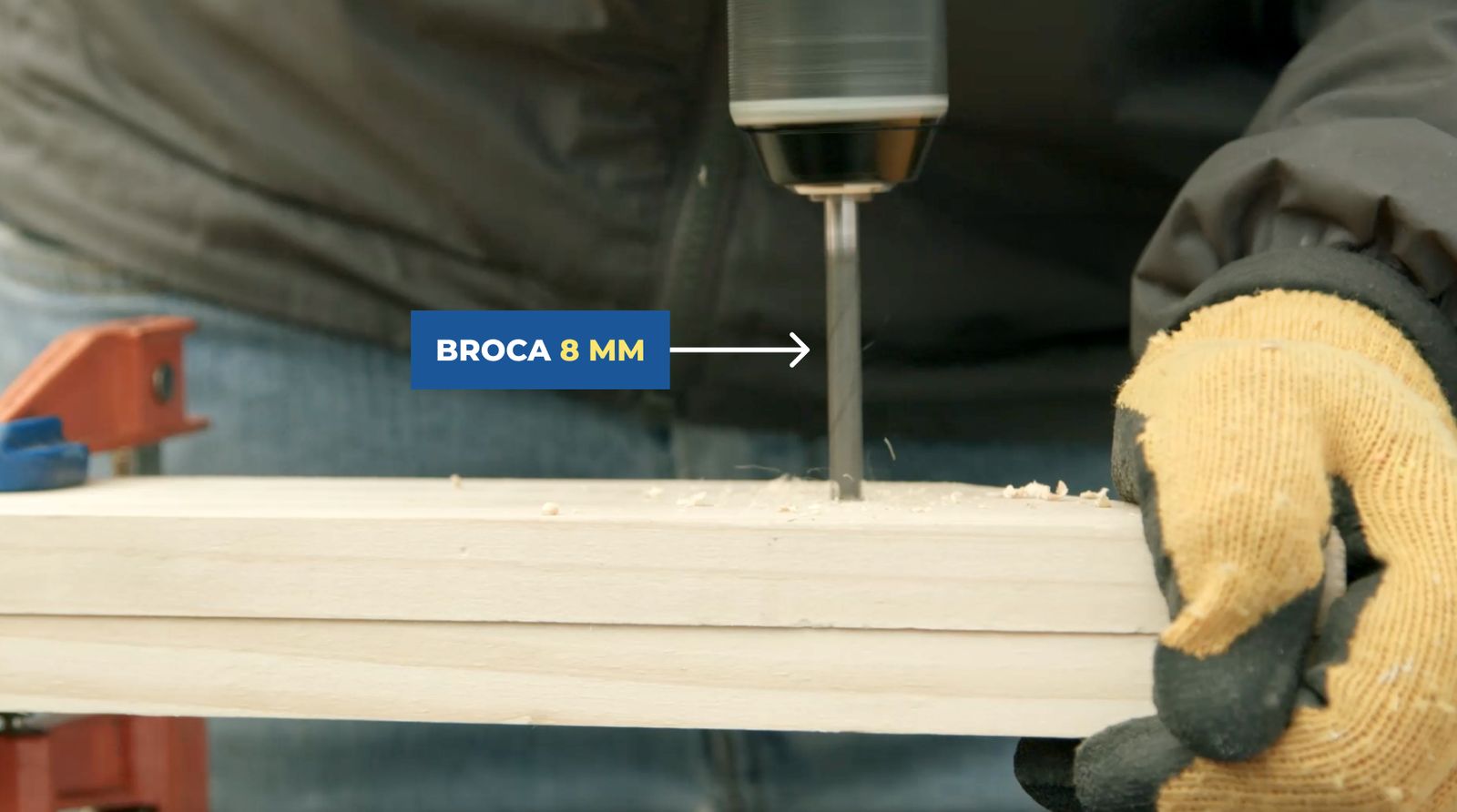 Perforación con broca de 8 mm