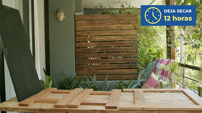partes de la mesa plegable de madera secando por 12 horas