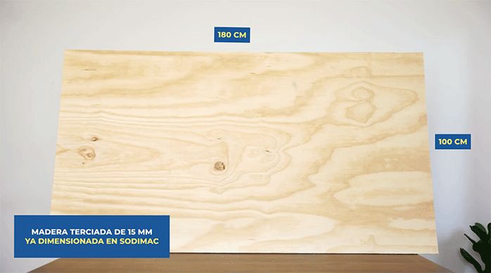 madera terciada de 15 mm dimensionada en un corte de 100 x 180 cm.