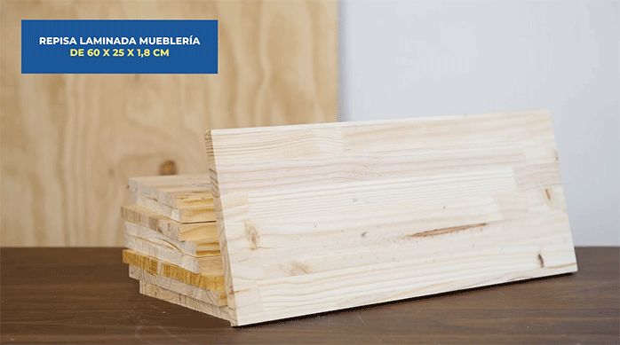 varias repisas laminadas de mueblería de 60 x 25 x 1,8 cm