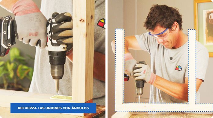 un hombre refuerza una unión de madera con ángulos de metal.