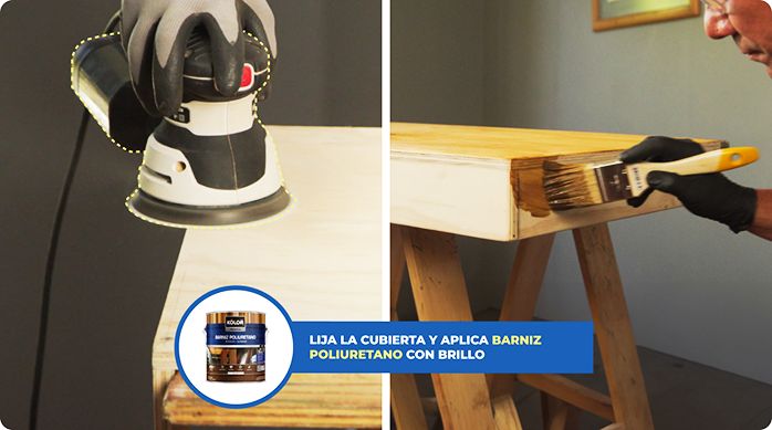 una persona lija la cubierta de madera del escritorio flotante para luego aplicar barniz poliuretano.
