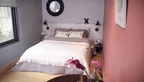 Aprende a decorar espacios con muros de dos colores
