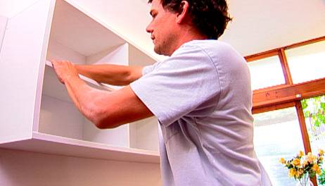¿Cómo fijar muebles y repisas?