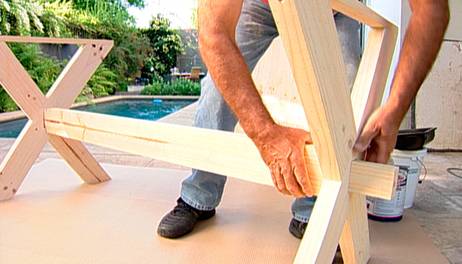 ¿Cómo hacer una mesa de madera?