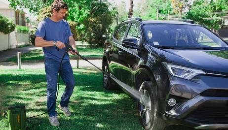 8 consejos para lavar el auto correctamente